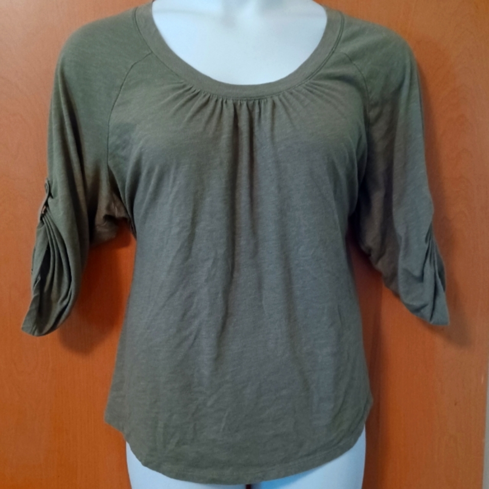 Button Sleeve Tee